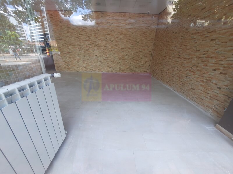 Spatiu comercial pe Calea Calarasilor