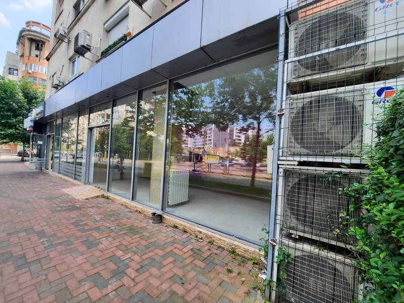 Spatiu comercial pe Calea Calarasilor